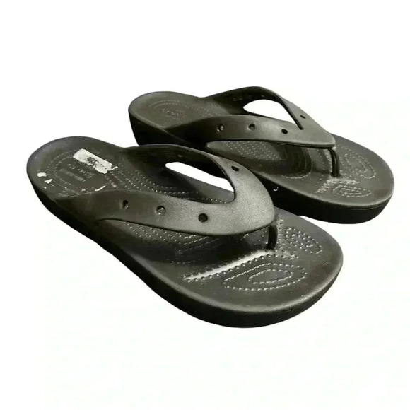 Crocs Black Slip On Platform Sandals Size 11 - Picture 1 of 4
